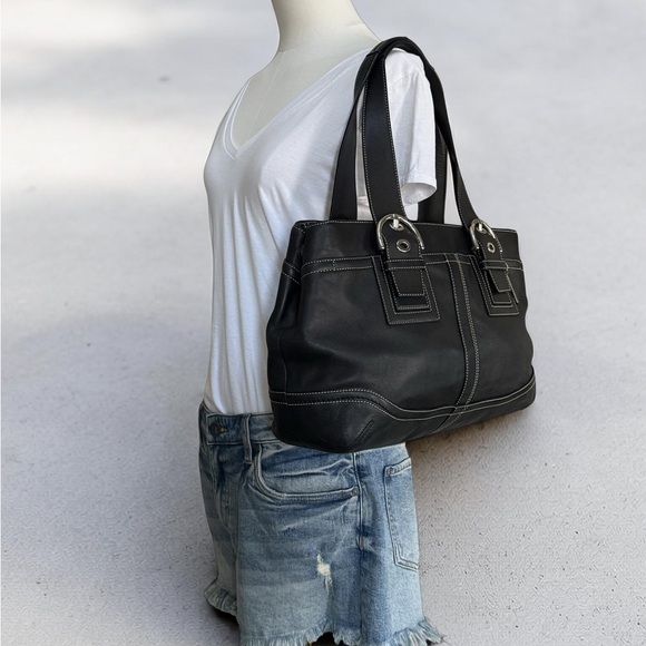 Authentic Coach Black Leather Soho Carryall Tote Bag! - Picture 14 of 15